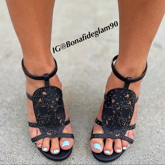 Alexander McQueen women’s laser cut skull leather strappy sandal size IT 36 US 6